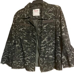 MOSSIMO Women Military Style Jacket Large Utility Camo Trucker Bell Sleeve L